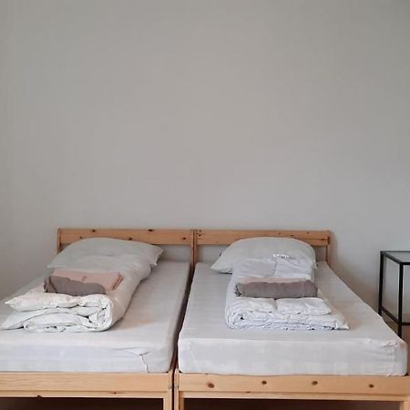 אודנזה Private Room In A Shared Apartment מראה חיצוני תמונה