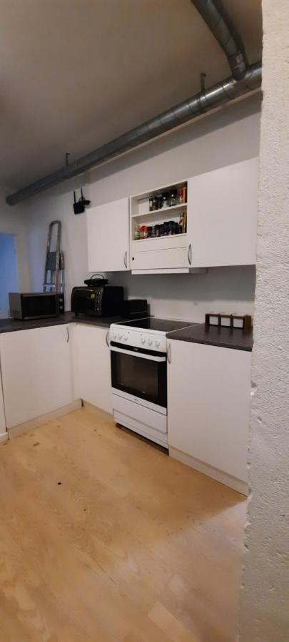 אודנזה Private Room In A Shared Apartment מראה חיצוני תמונה
