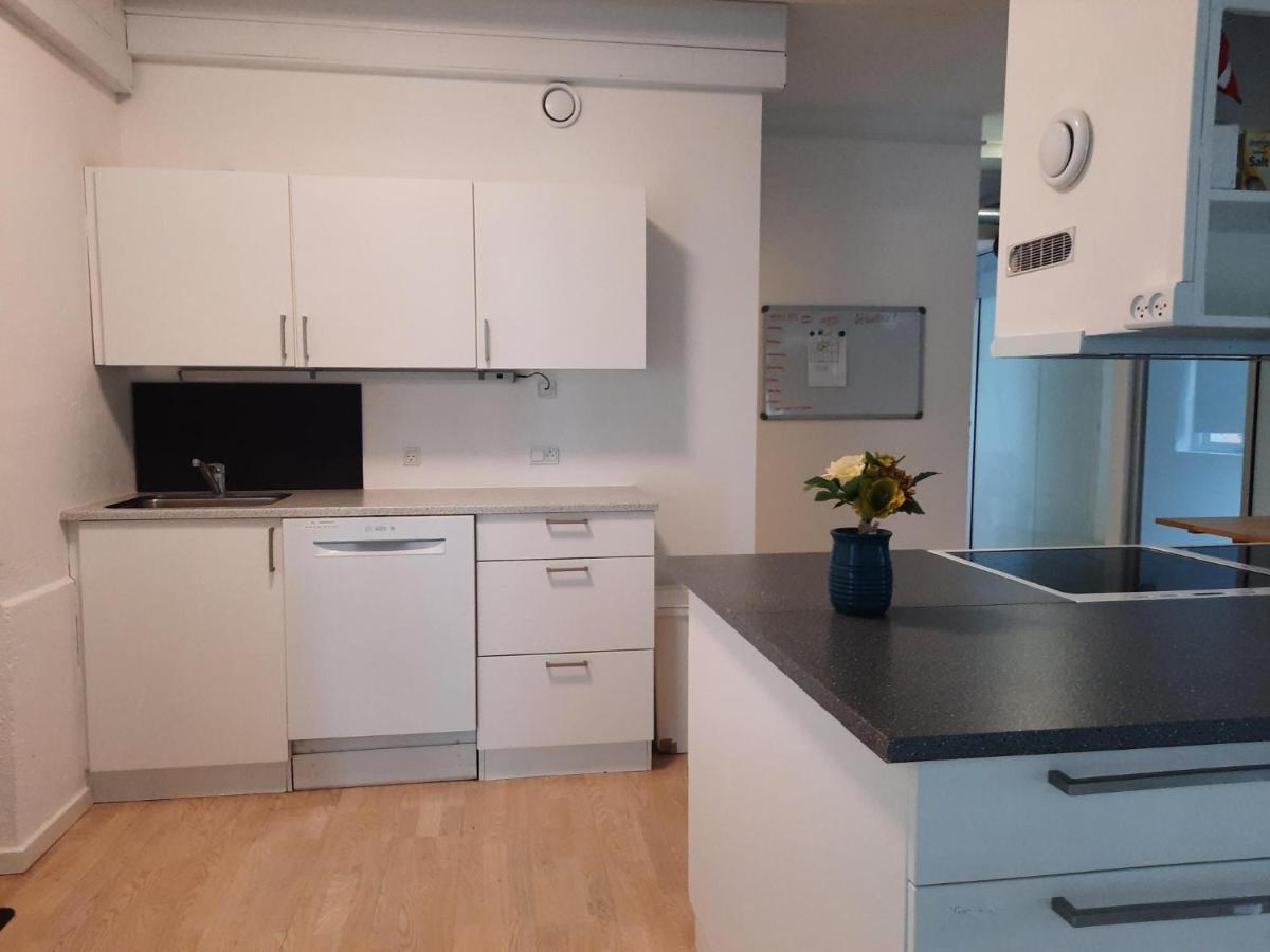 אודנזה Private Room In A Shared Apartment מראה חיצוני תמונה